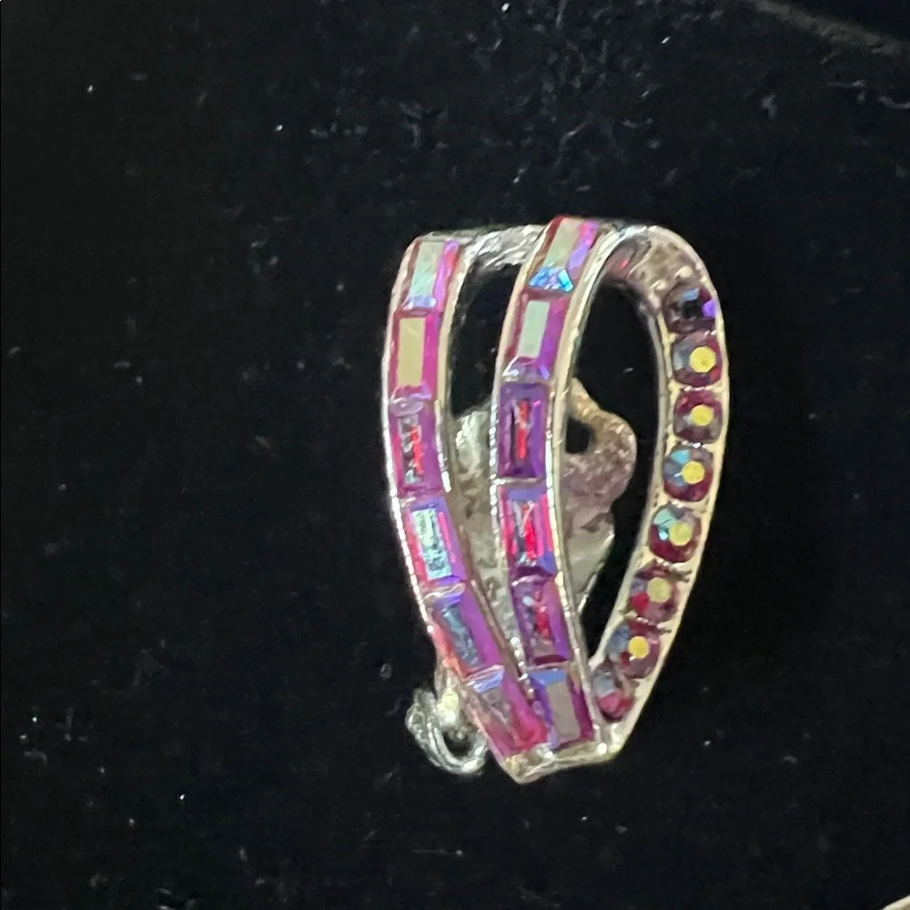 Vintage Elegant Multicolor and Silver Jewelry 2” Brooch and Matching Clip-on Set